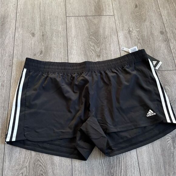 Adidas woman’s pacer 3S woven training shorts - Picture 1 of 4
